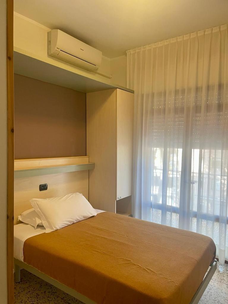 Hotel Pine Beach Rosolina Mare Eksteriør bilde